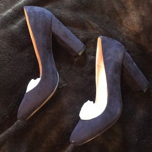 ✨SOLD✨ NWOT Faux Suede Navy Blue Heels